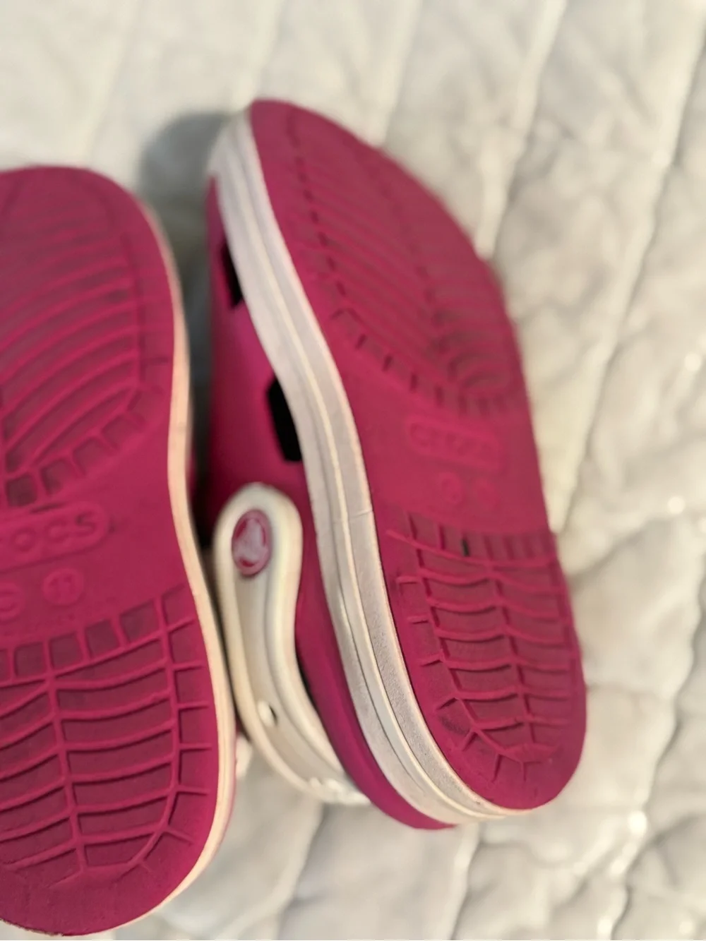 CROCS Kids pink Clog with White Heel Strap